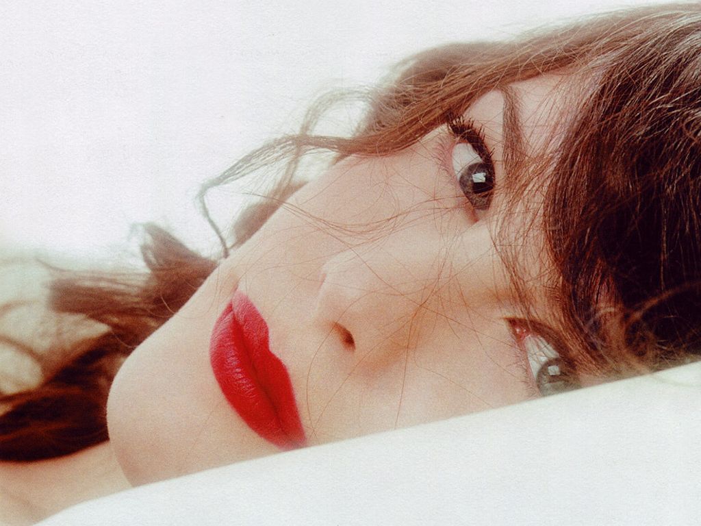 Liv Tyler leaked wallpapers