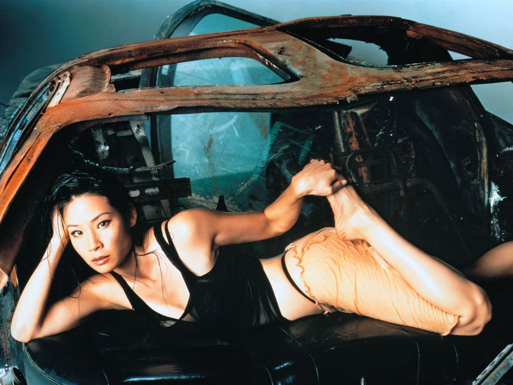 Lucy Liu leaked wallpapers