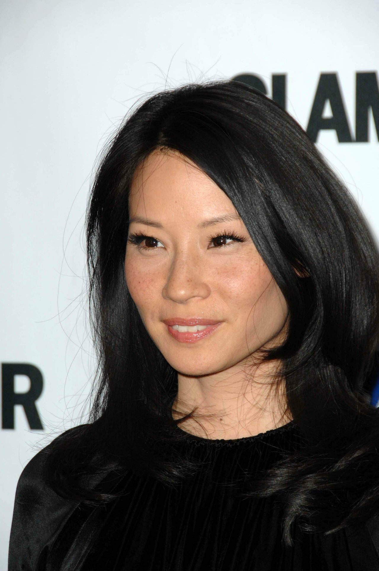 Lucy Liu leaked wallpapers