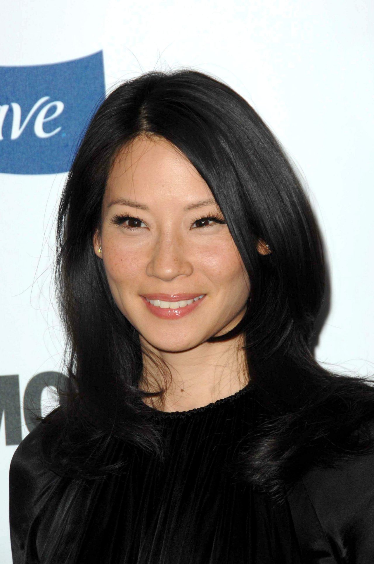 Lucy Liu leaked wallpapers