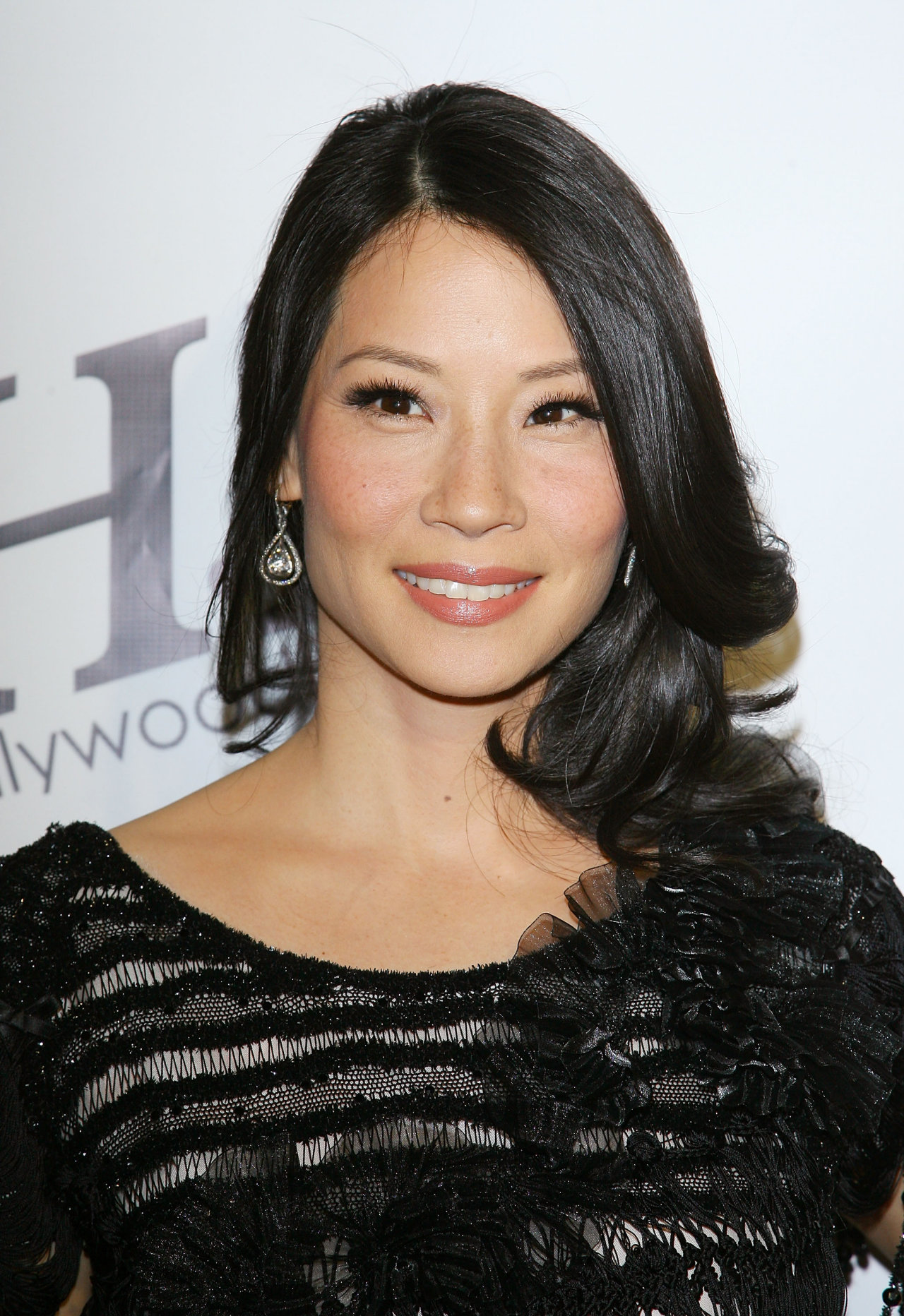 Lucy Liu leaked wallpapers