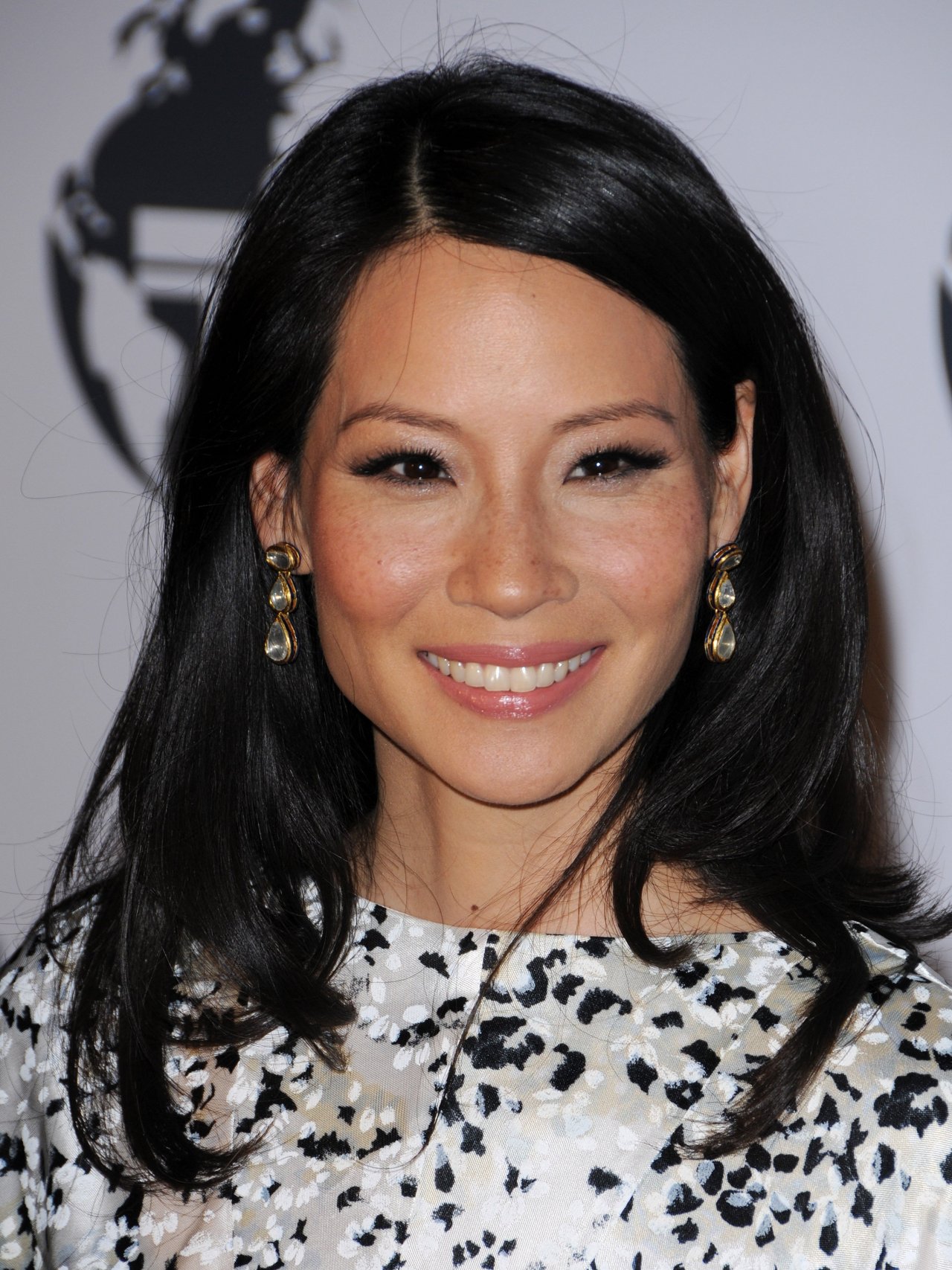 Lucy Liu leaked wallpapers