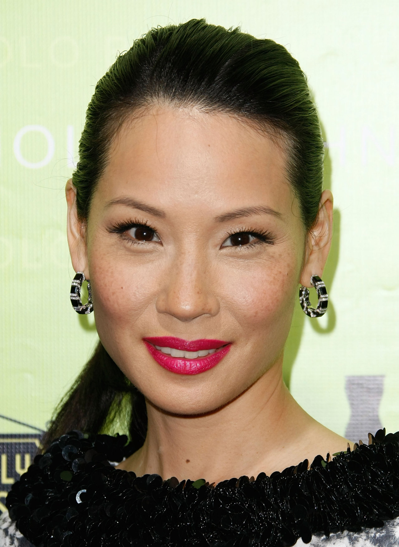 Lucy Liu leaked wallpapers