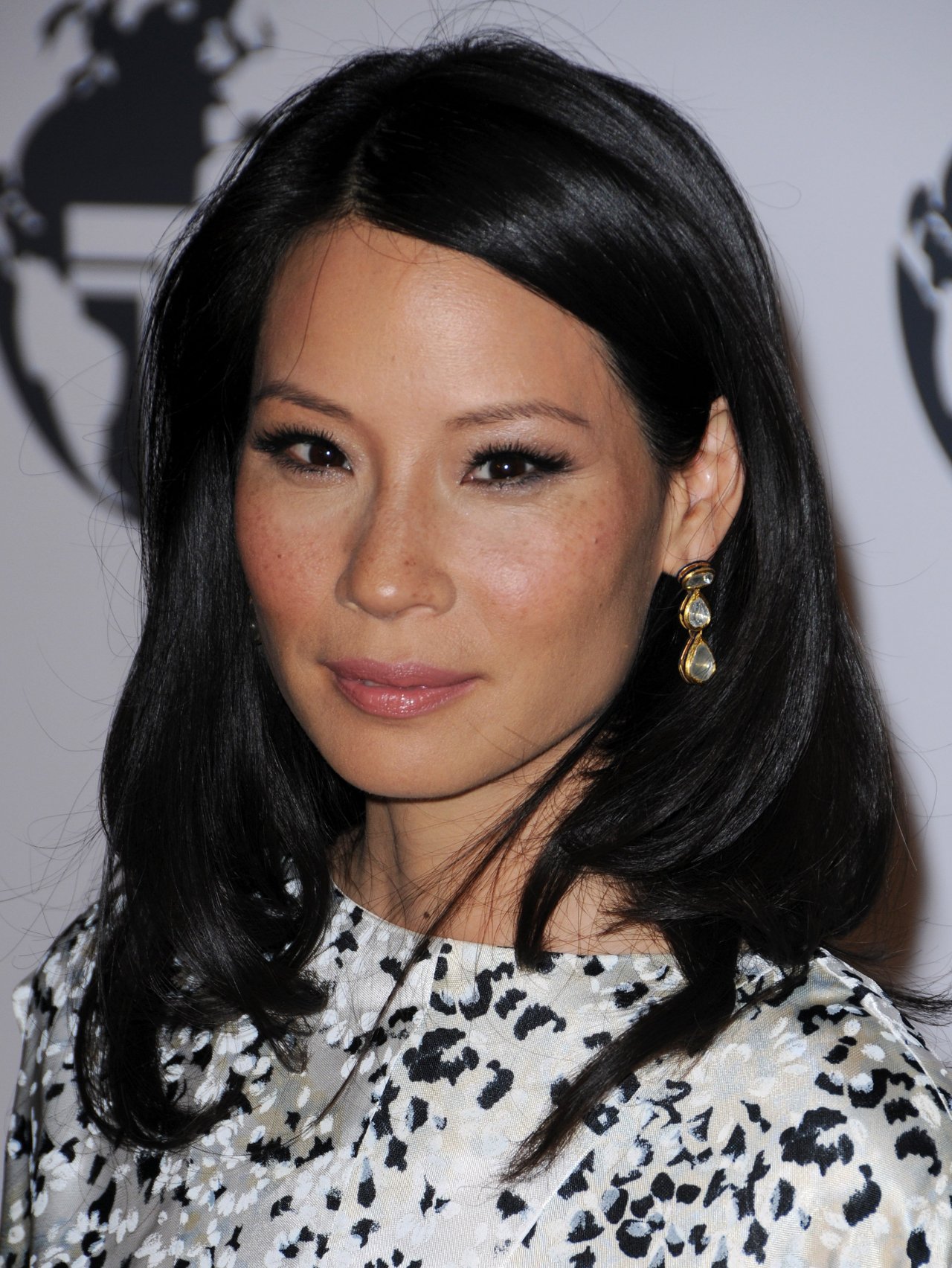 Lucy Liu leaked wallpapers