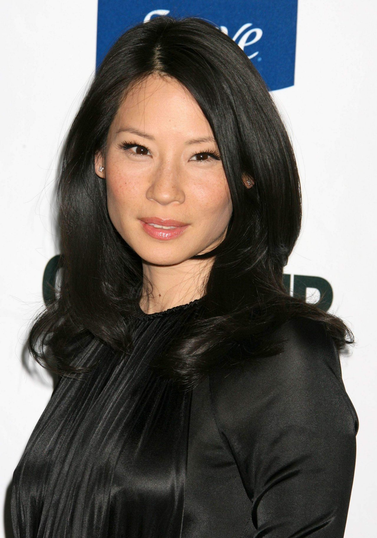 Lucy Liu leaked wallpapers