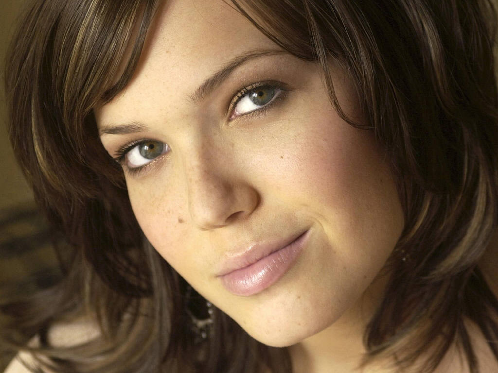 Mandy Moore leaked wallpapers