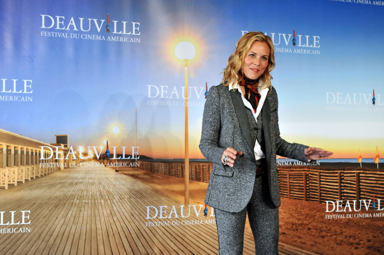 Maria Bello leaked wallpapers