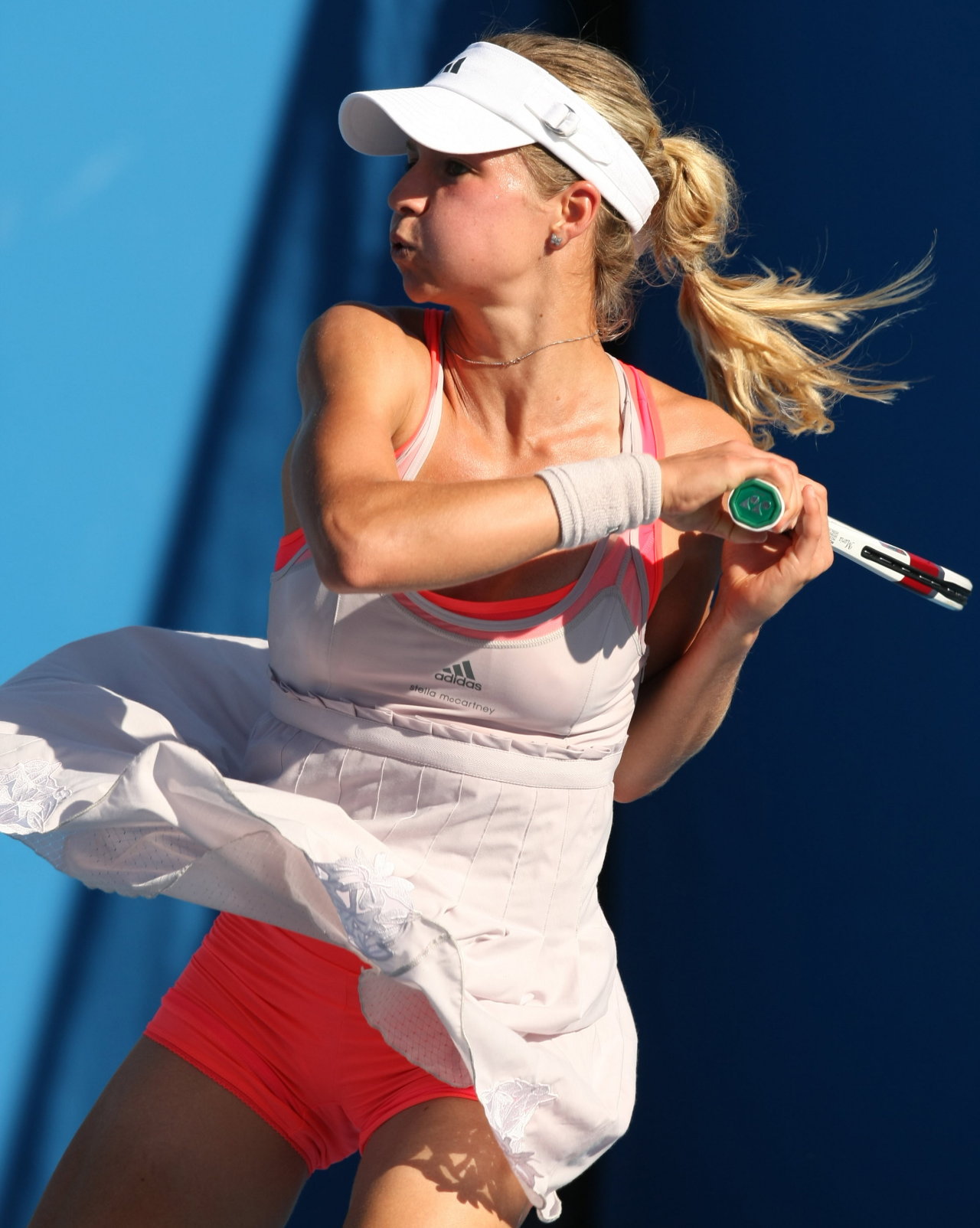 Maria Kirilenko leaked wallpapers