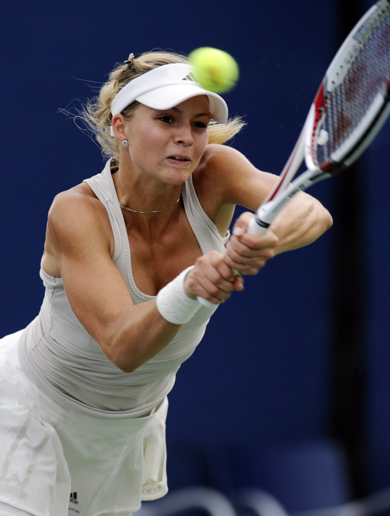 Maria Kirilenko leaked wallpapers