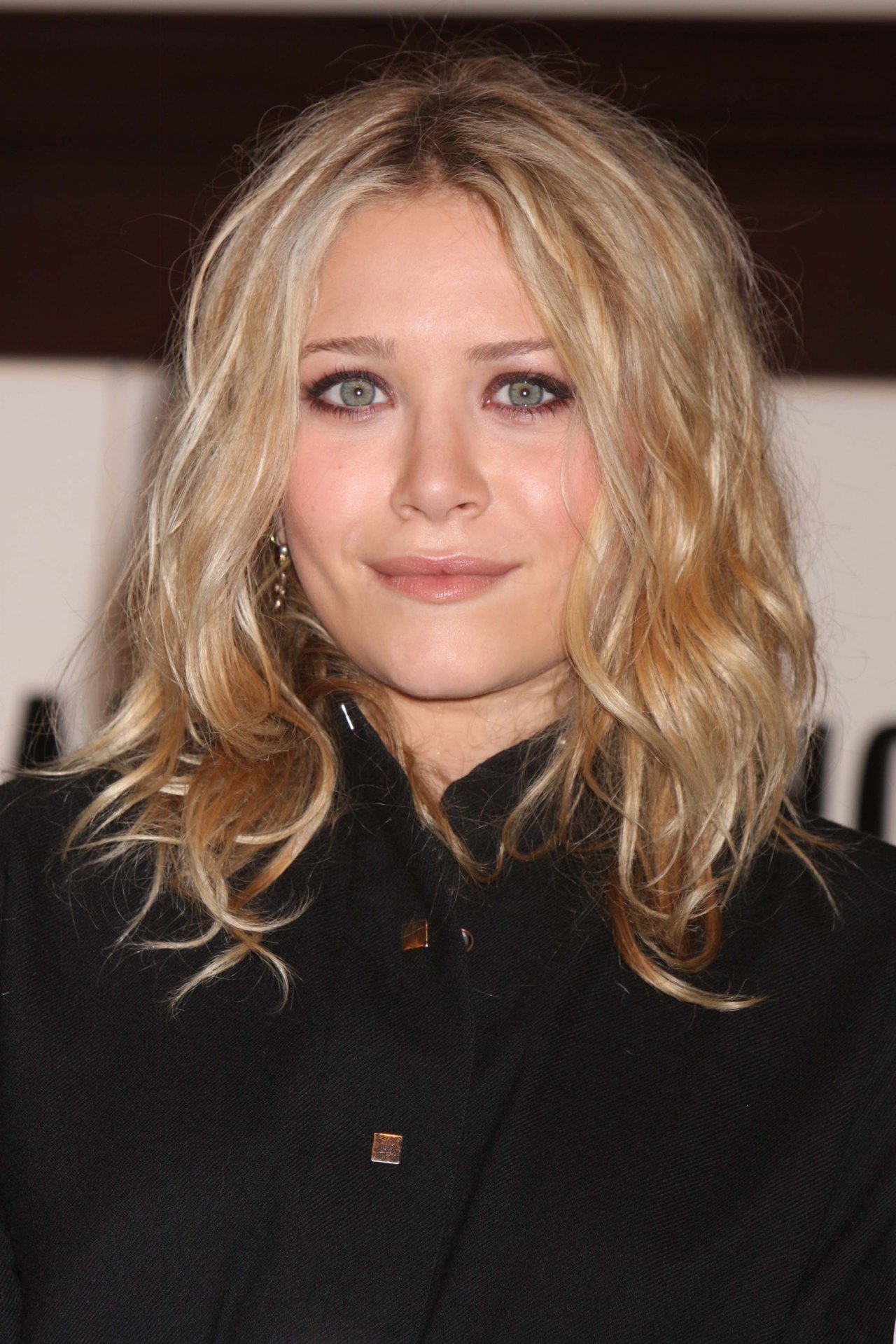 Mary Kate Olsen leaked wallpapers