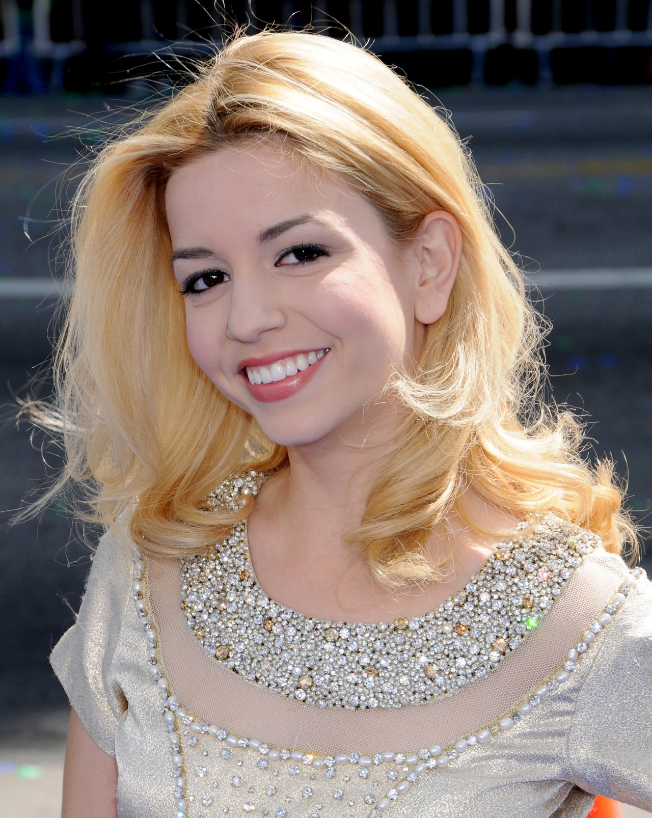 Masiela Lusha leaked wallpapers