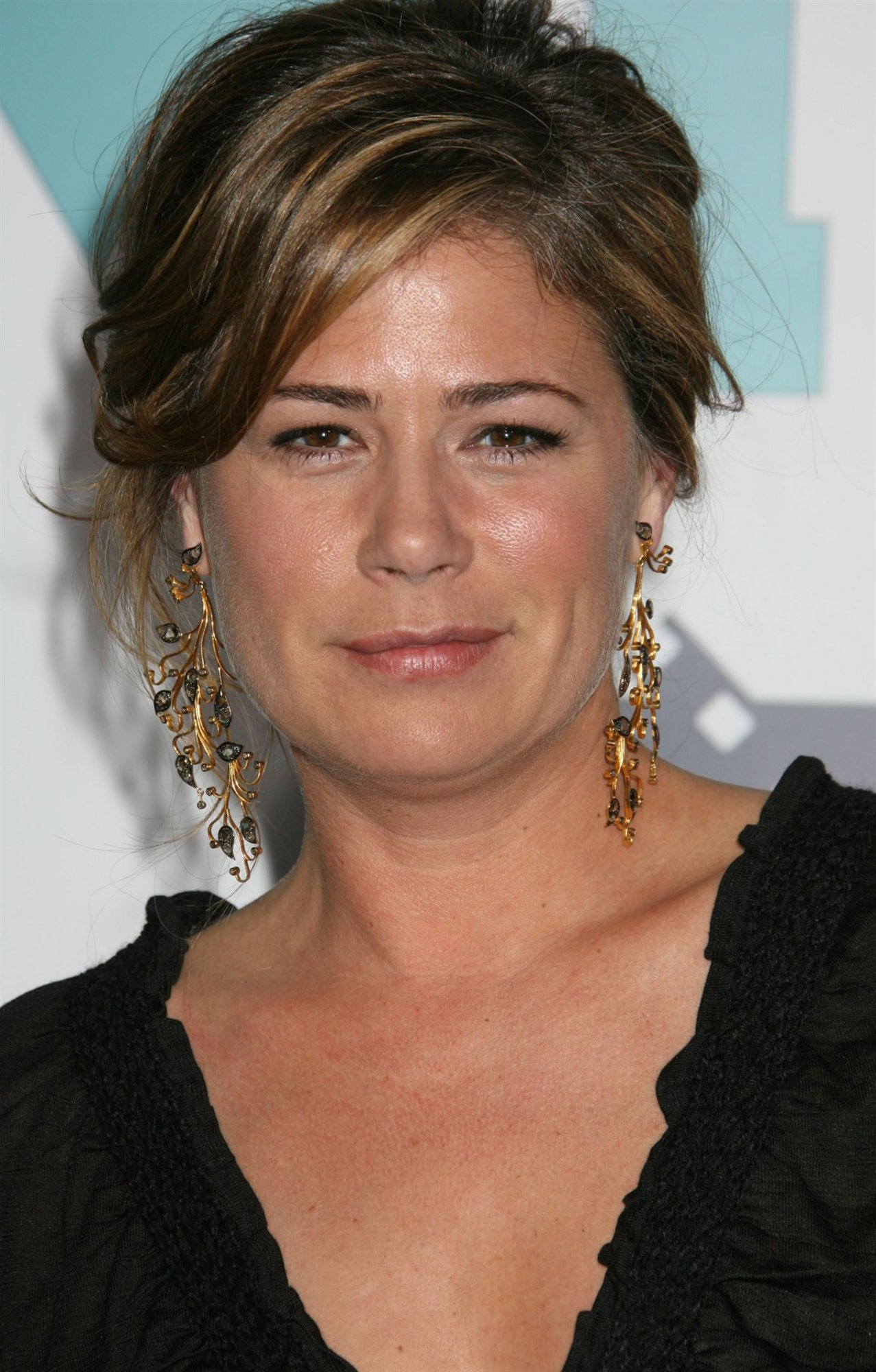 Maura Tierney leaked wallpapers