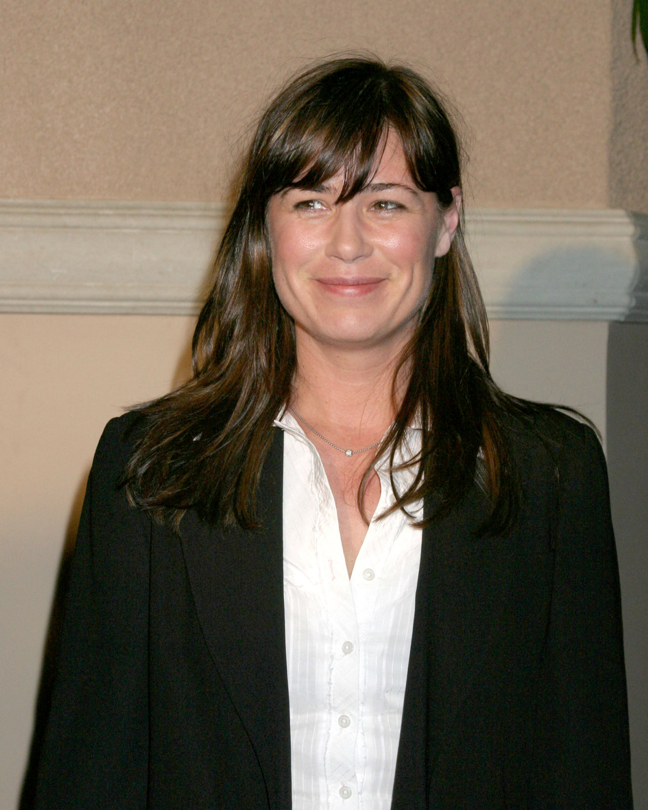 Maura Tierney leaked wallpapers