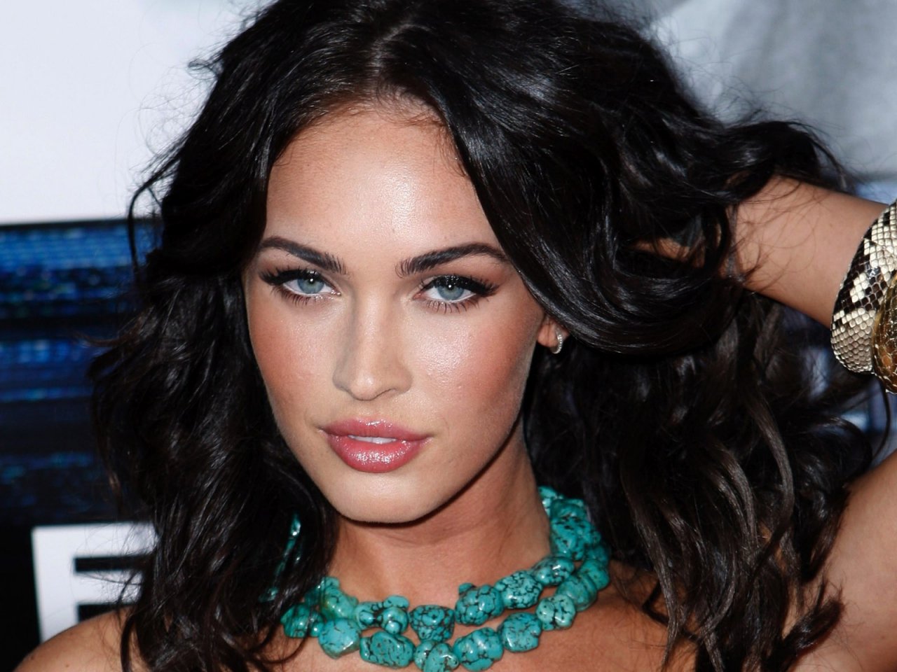 Megan Fox leaked wallpapers