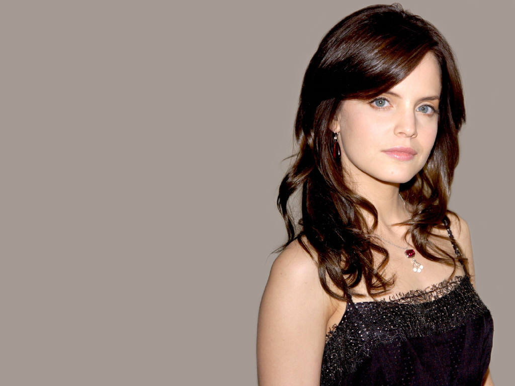 Mena Suvari leaked wallpapers