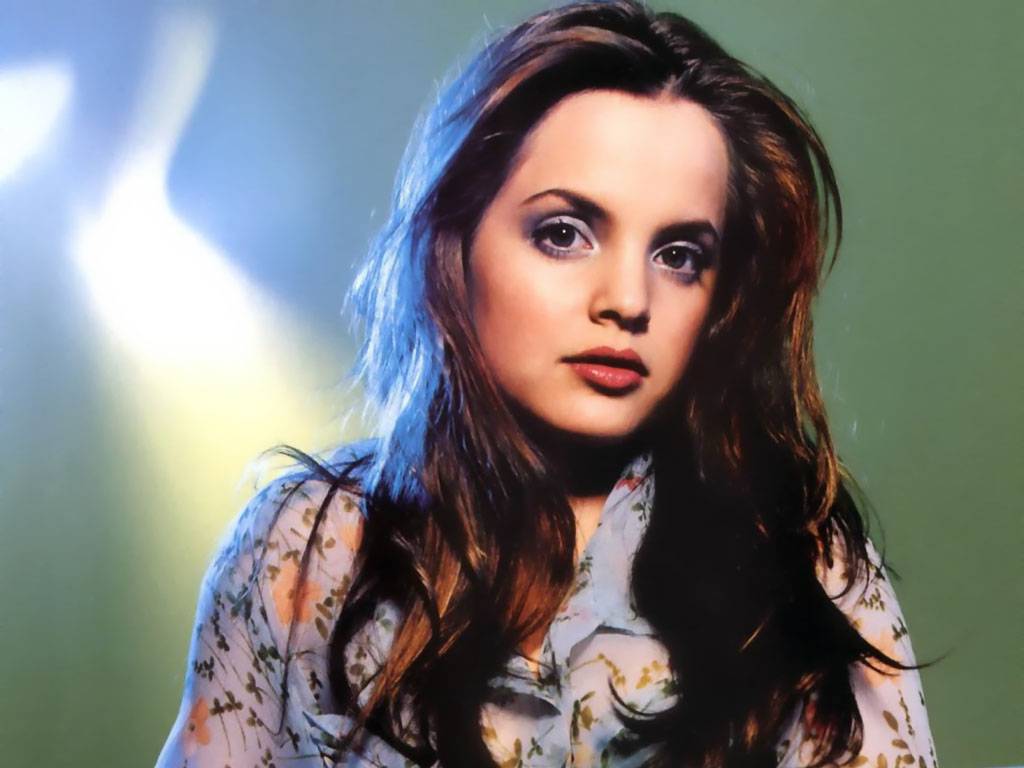 Mena Suvari leaked wallpapers