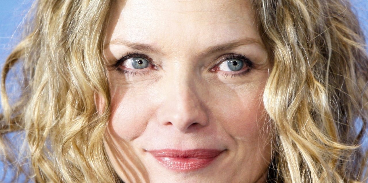 Michelle Pfeiffer leaked wallpapers