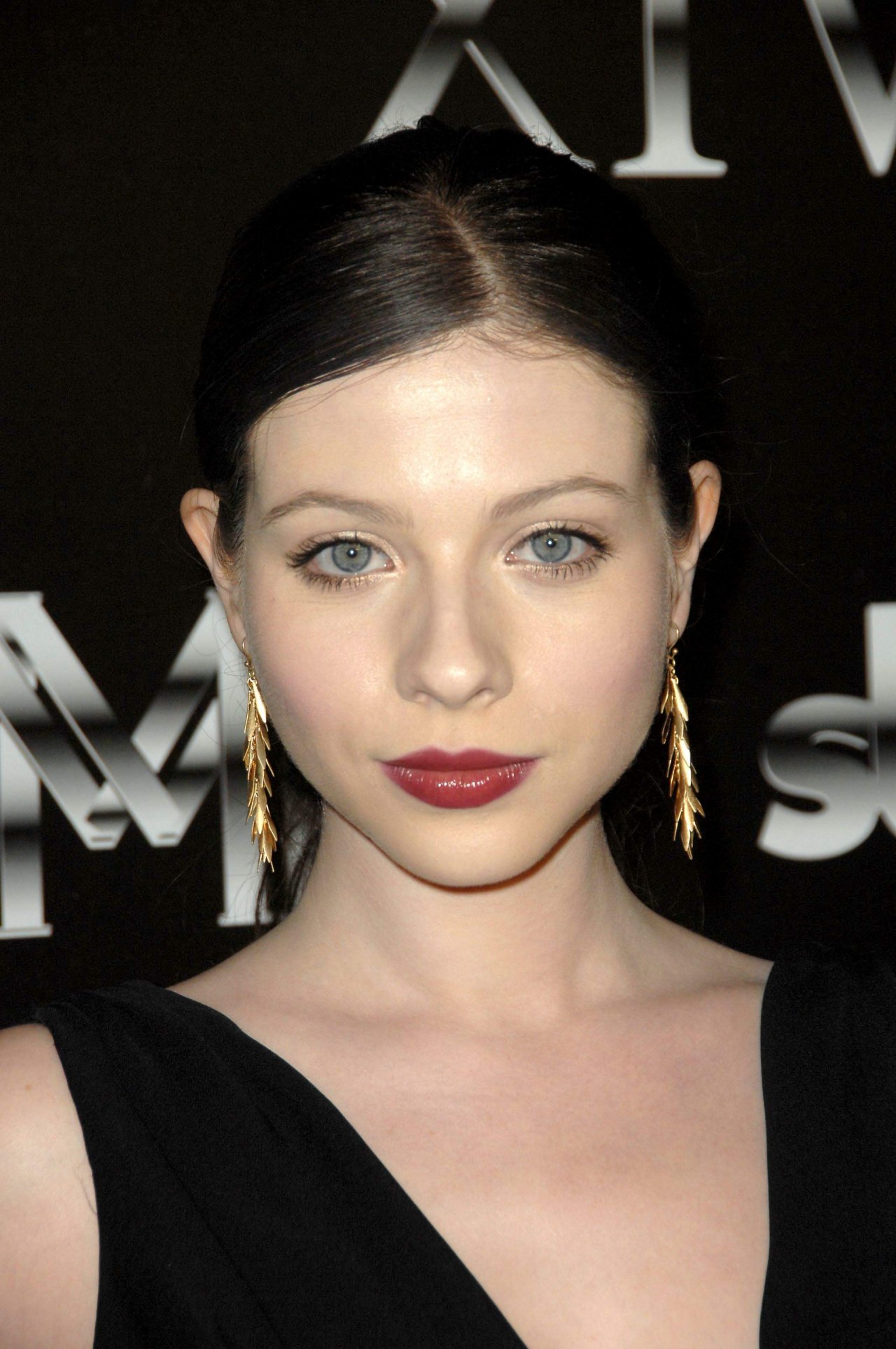 Michelle Trachtenberg leaked wallpapers