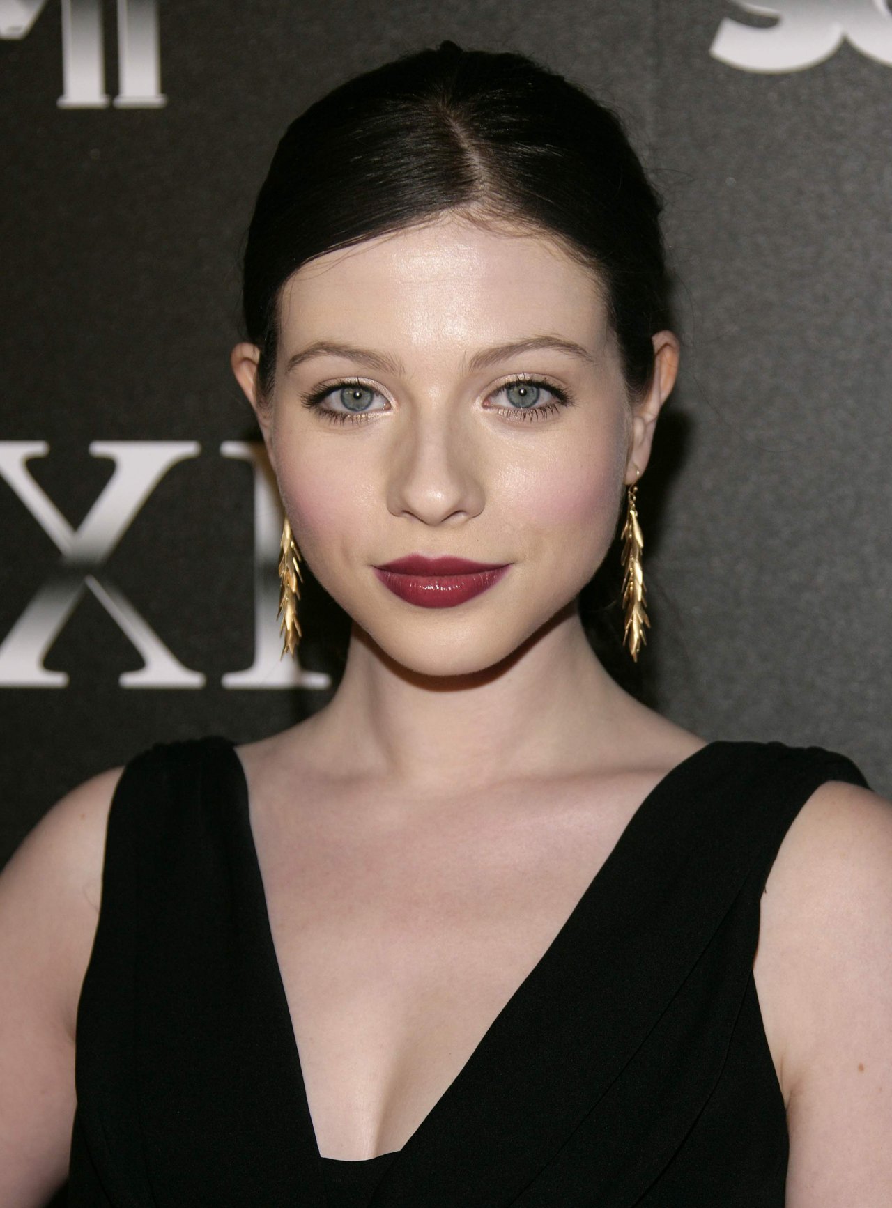 Michelle Trachtenberg leaked wallpapers