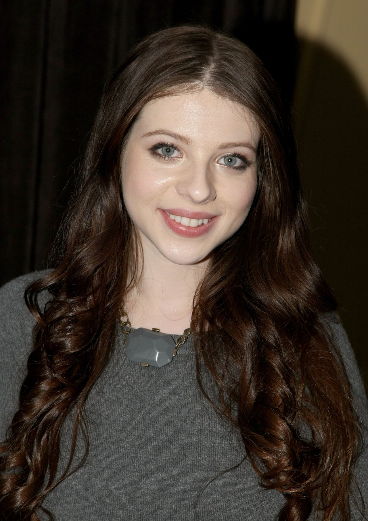 Michelle Trachtenberg leaked wallpapers