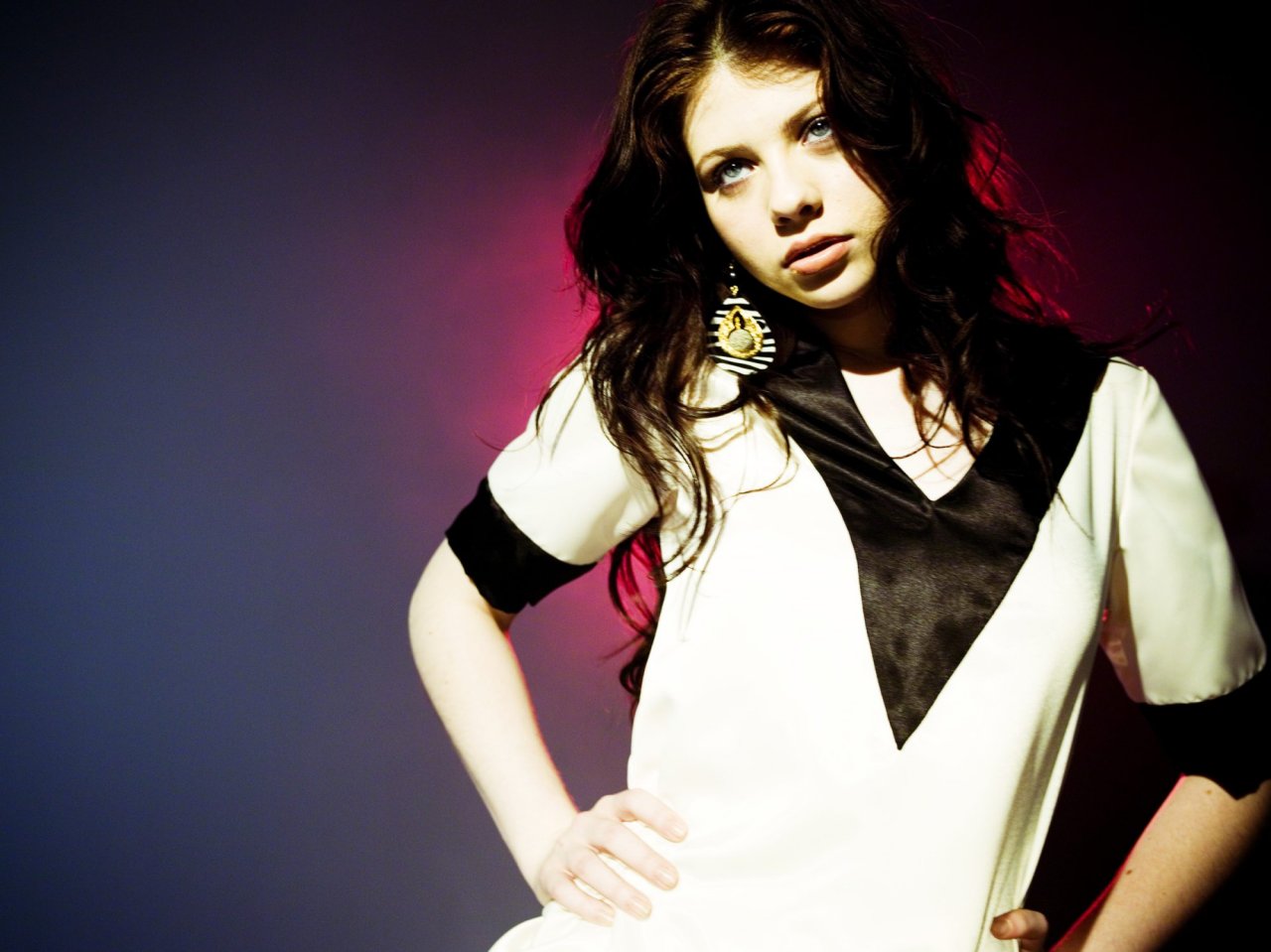 Michelle Trachtenberg leaked wallpapers