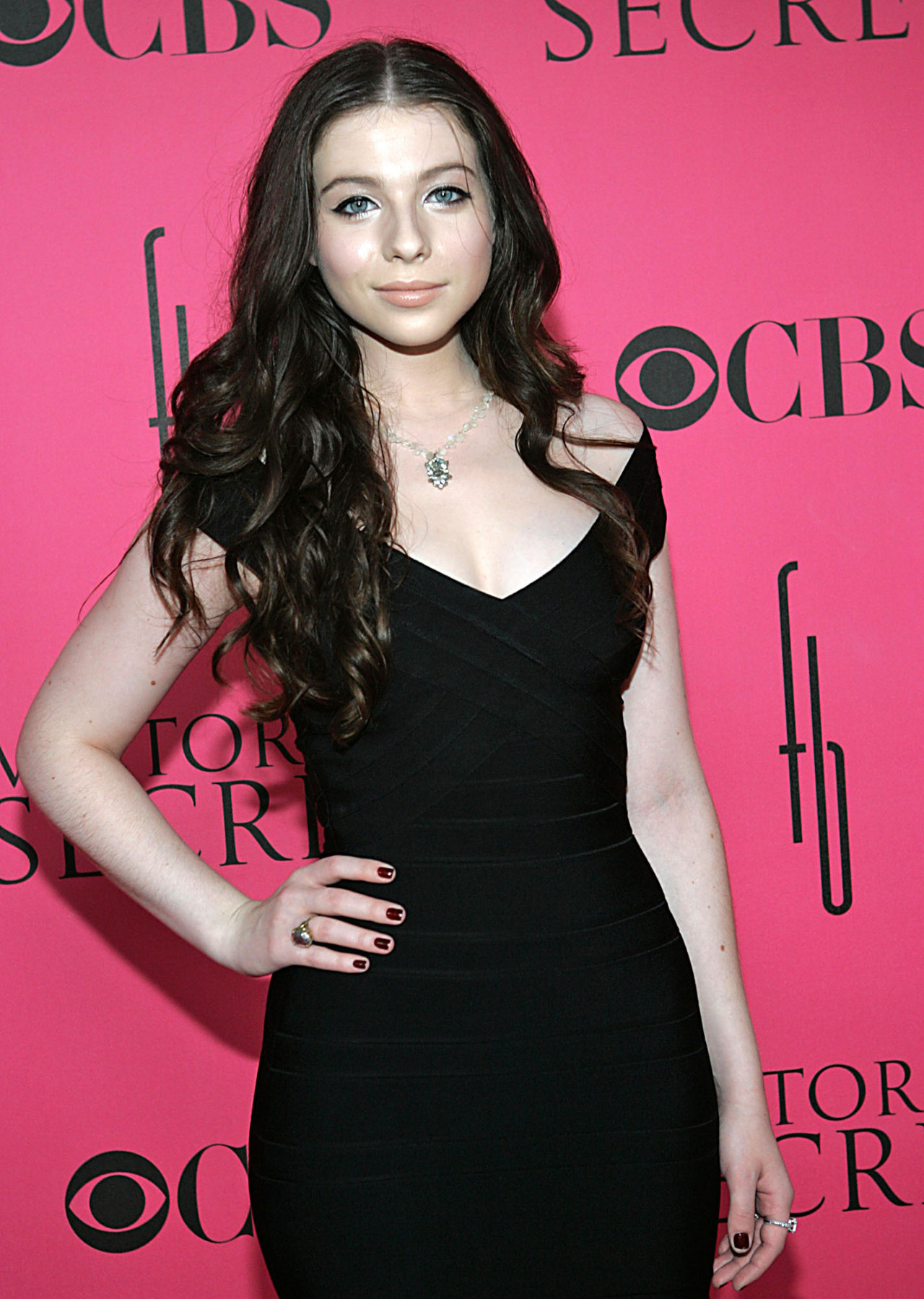 Michelle Trachtenberg leaked wallpapers