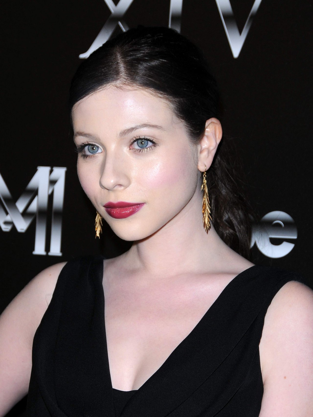 Michelle Trachtenberg leaked wallpapers