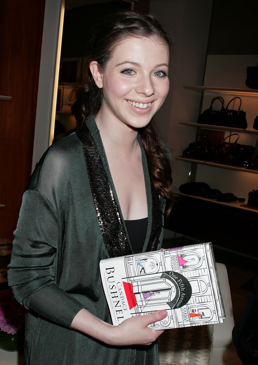 Michelle Trachtenberg leaked wallpapers