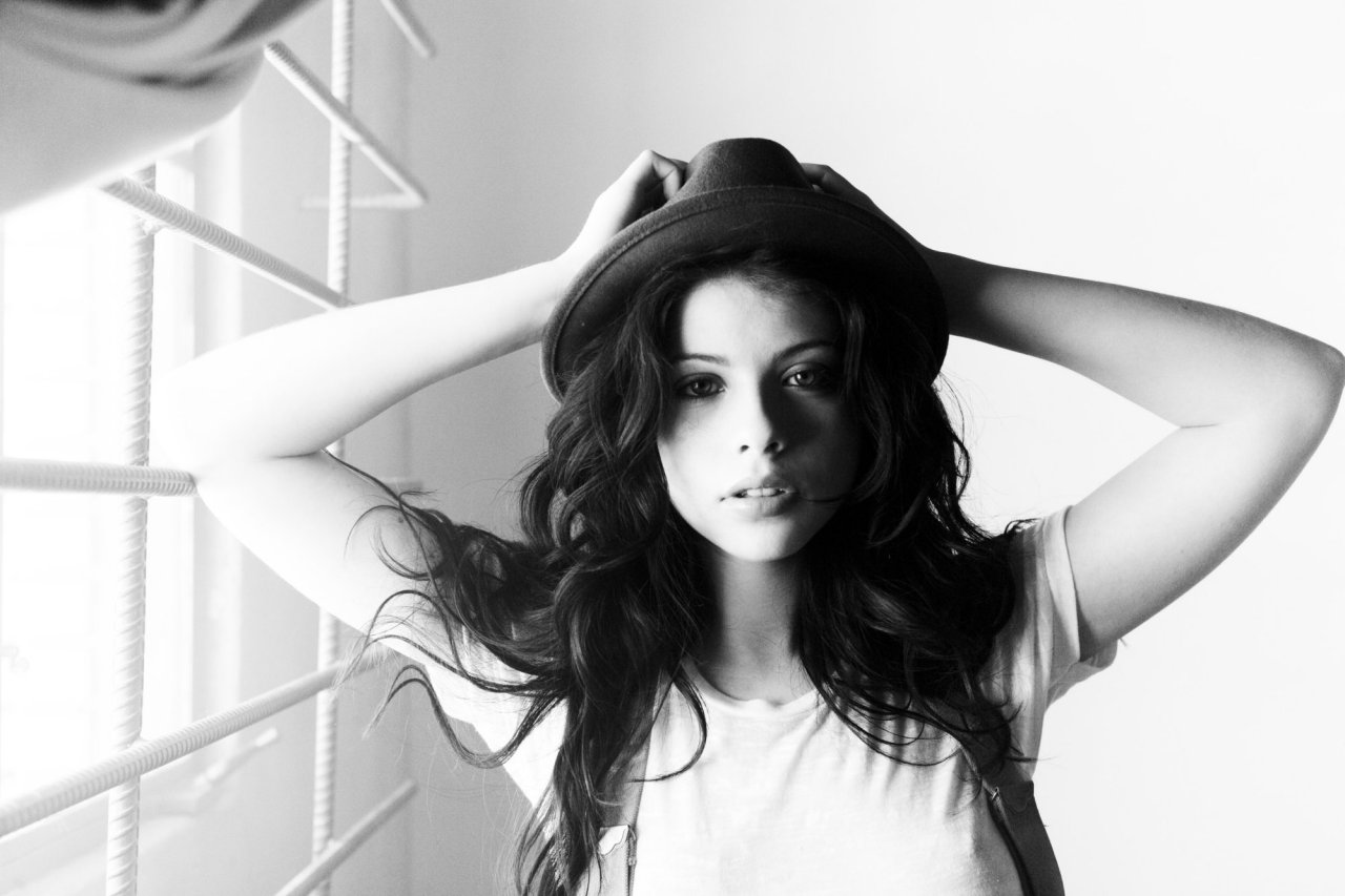 Michelle Trachtenberg leaked wallpapers