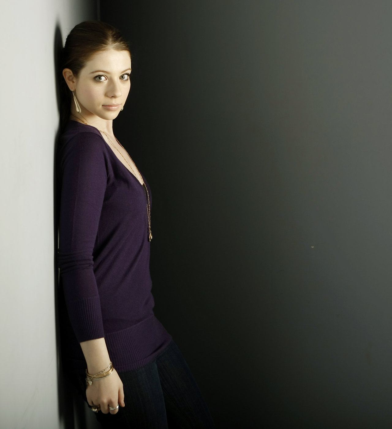 Michelle Trachtenberg leaked wallpapers