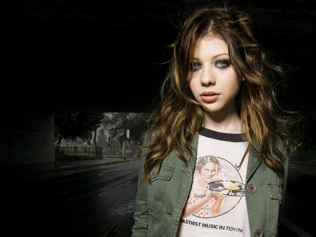 Michelle Trachtenberg leaked wallpapers