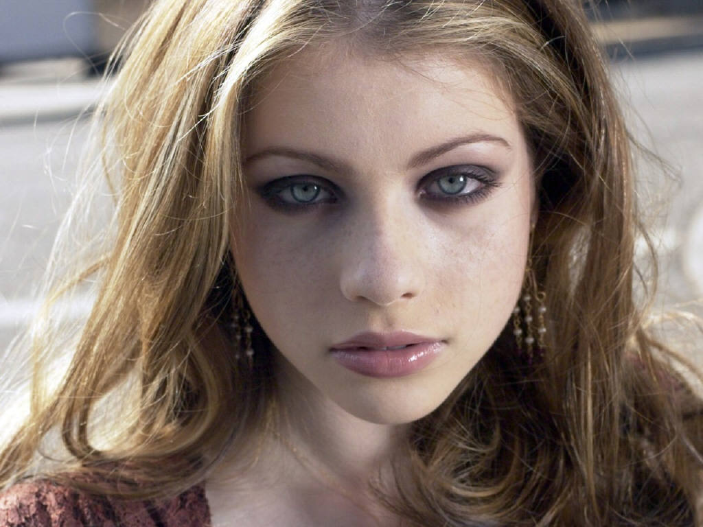 Michelle Trachtenberg leaked wallpapers