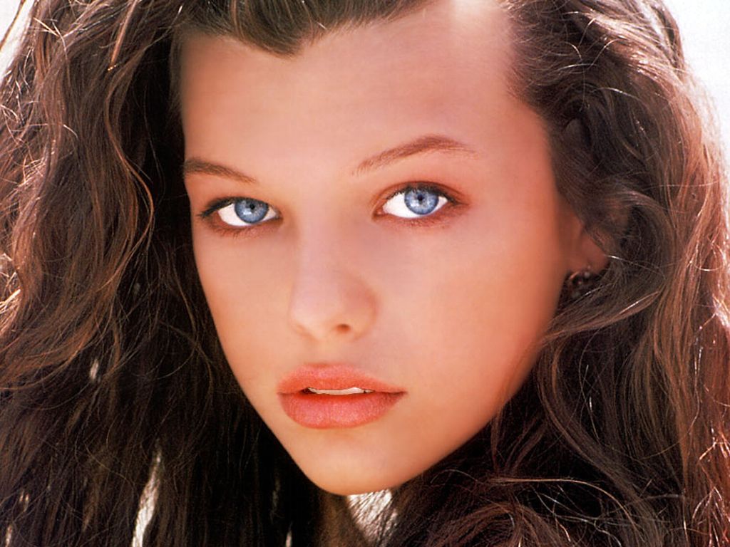 Milla Jovovich leaked wallpapers