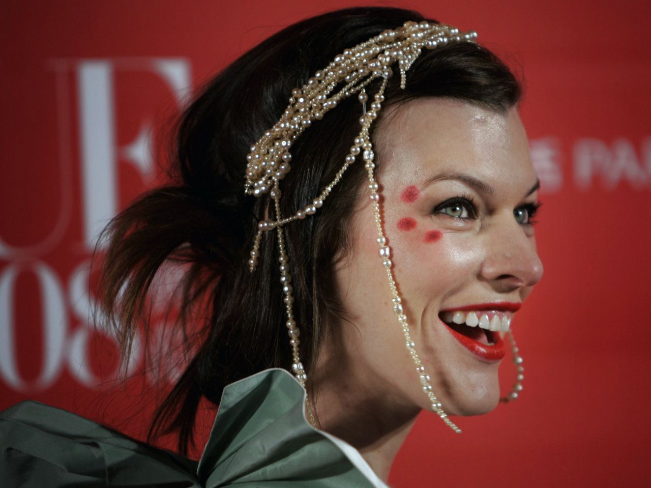 Milla Jovovich leaked wallpapers