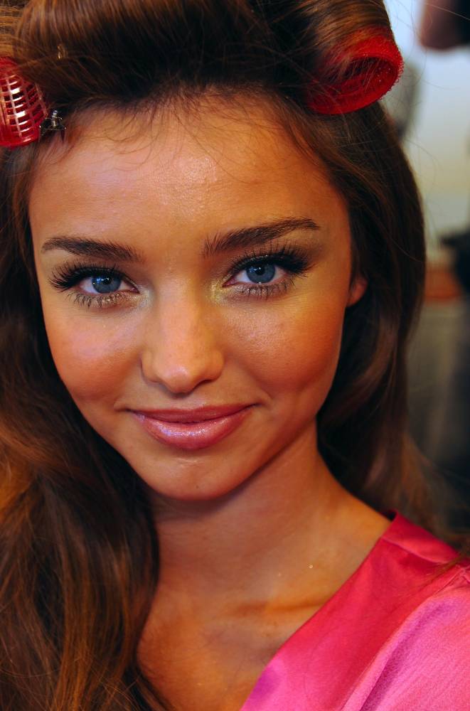 Miranda Kerr leaked wallpapers