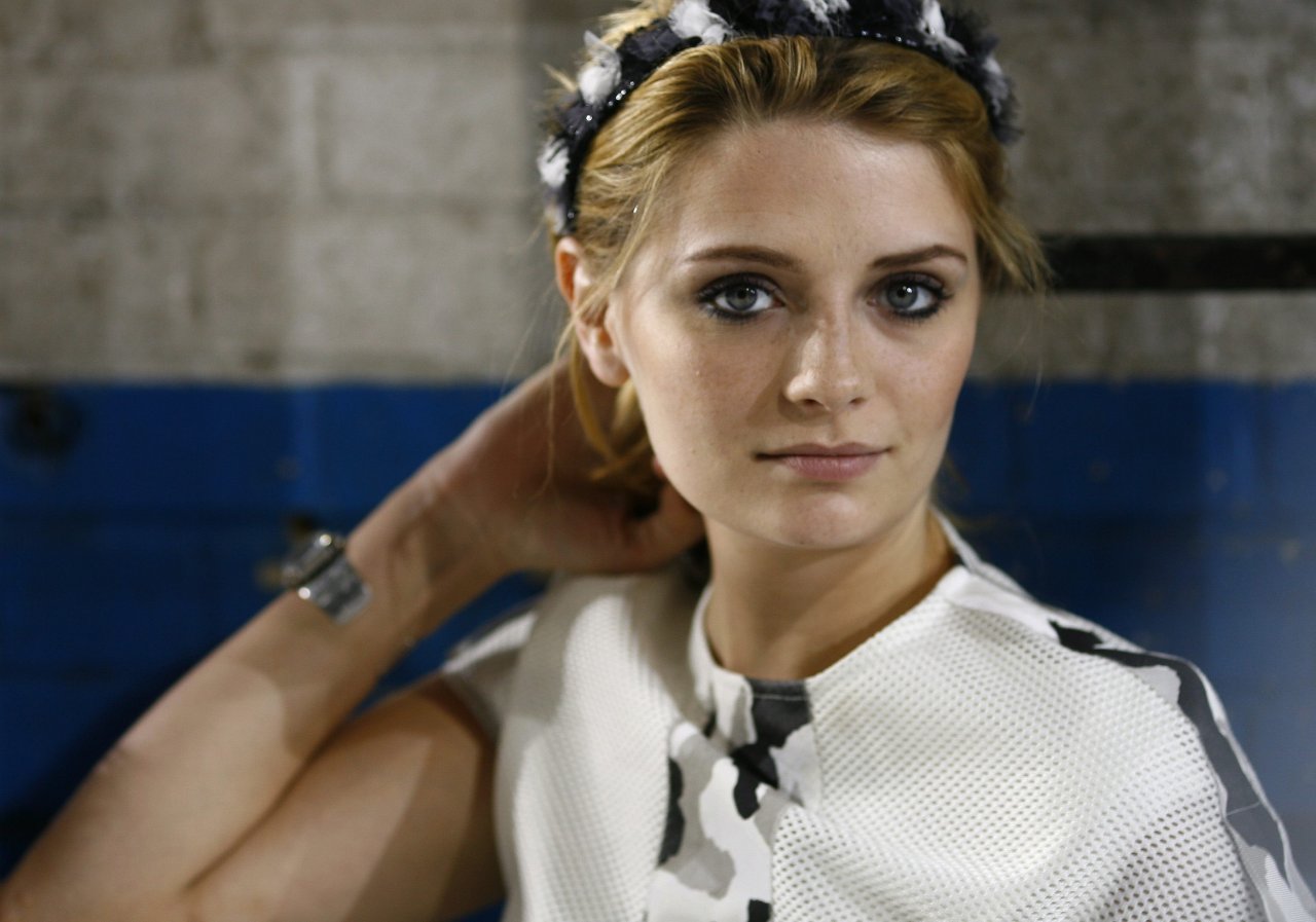 Mischa Barton leaked wallpapers