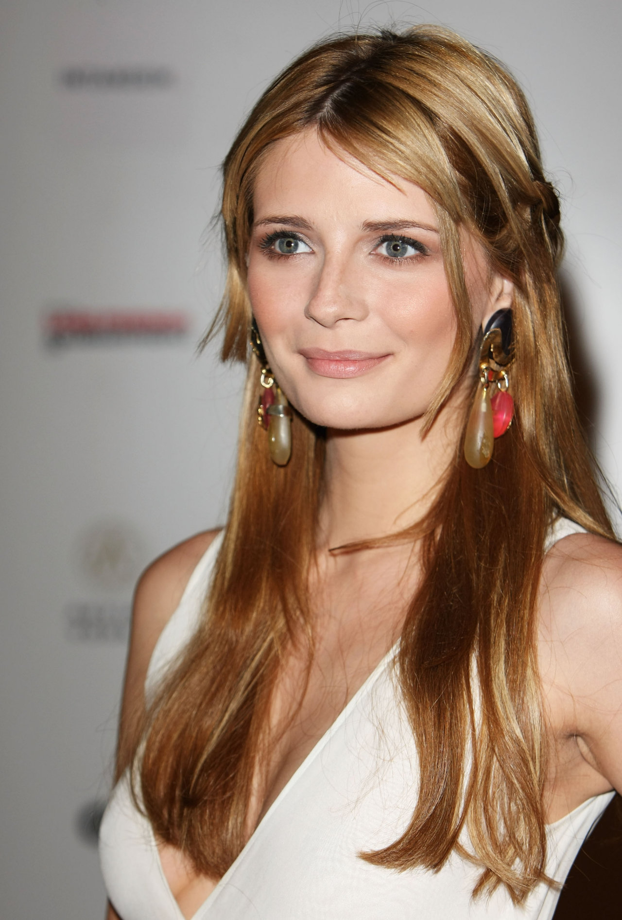 Mischa Barton leaked wallpapers