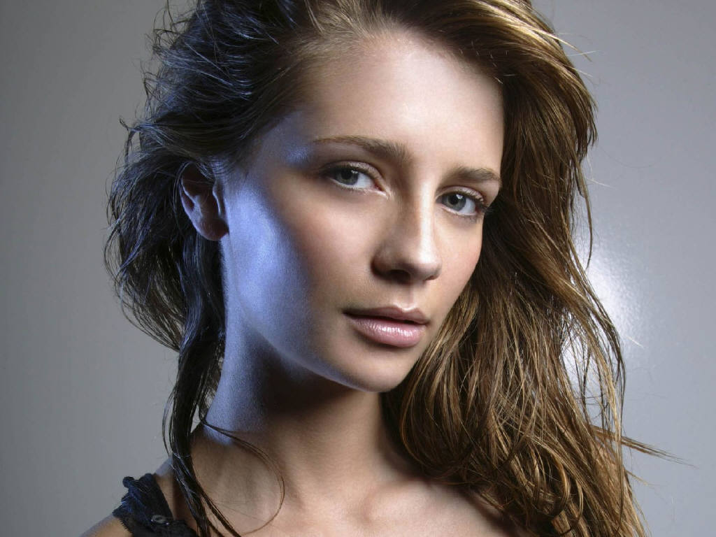 Mischa Barton leaked wallpapers