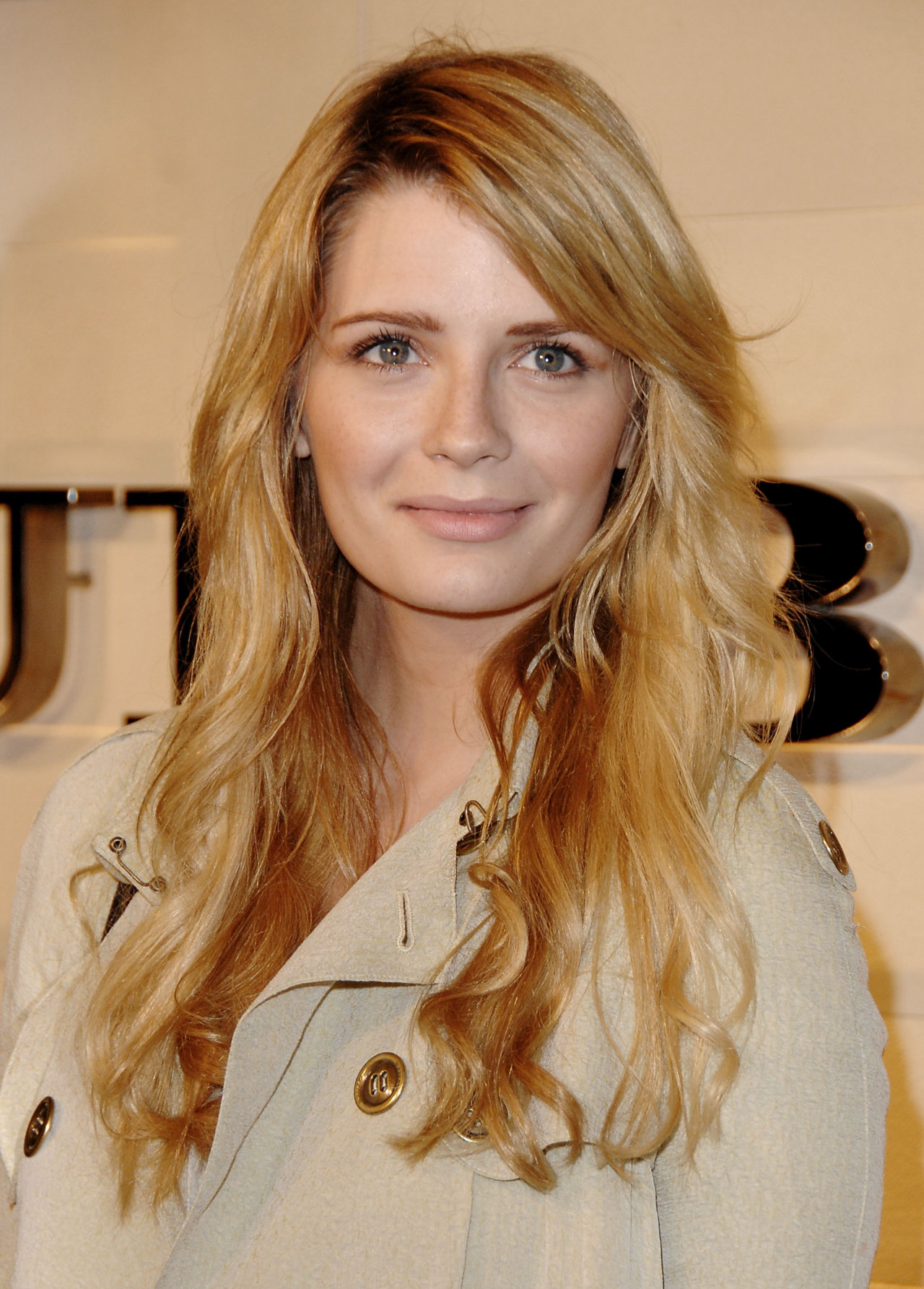 Mischa Barton leaked wallpapers