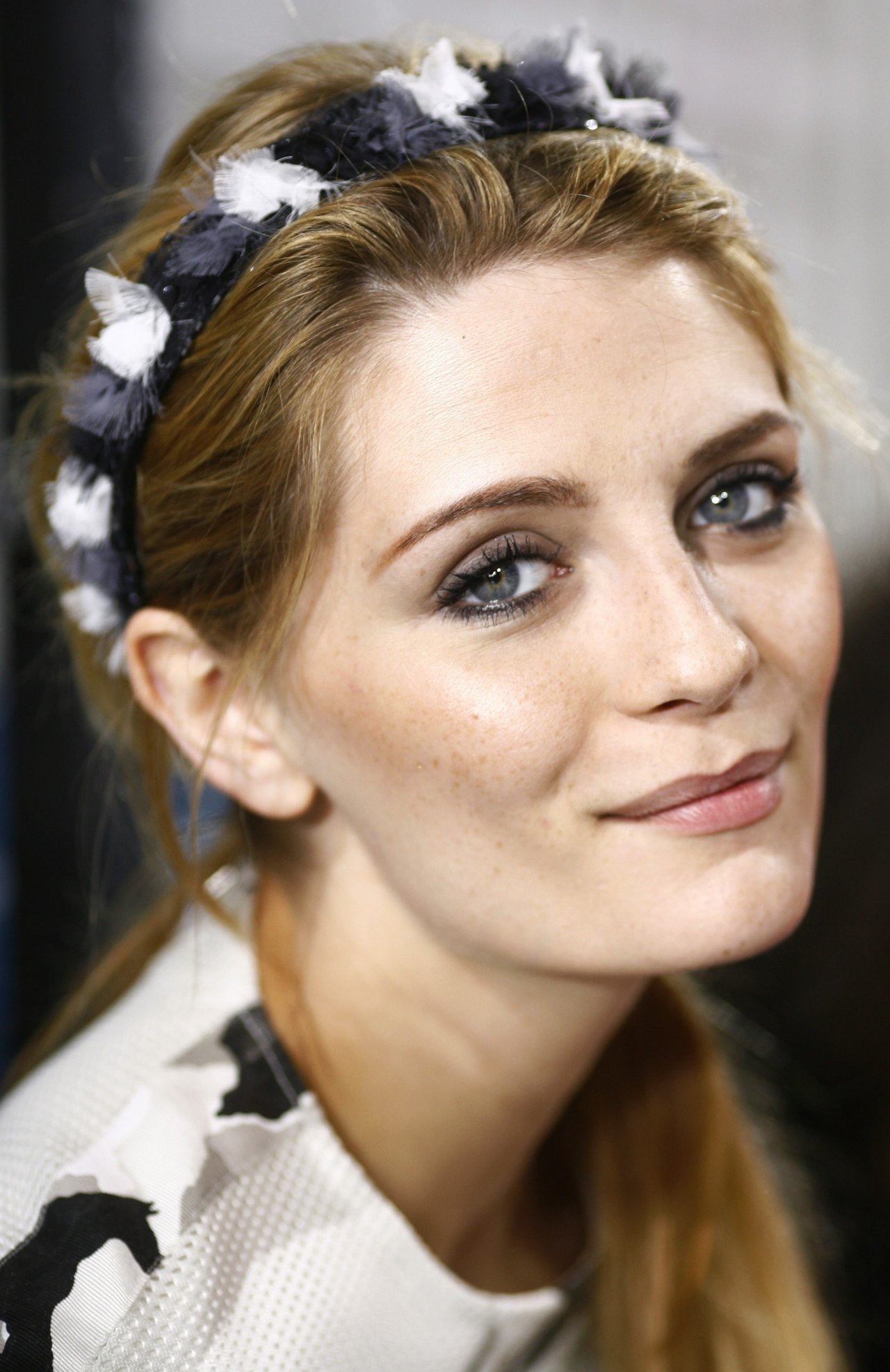 Mischa Barton leaked wallpapers