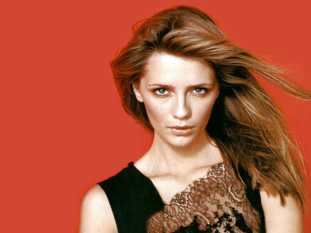 Mischa Barton leaked wallpapers