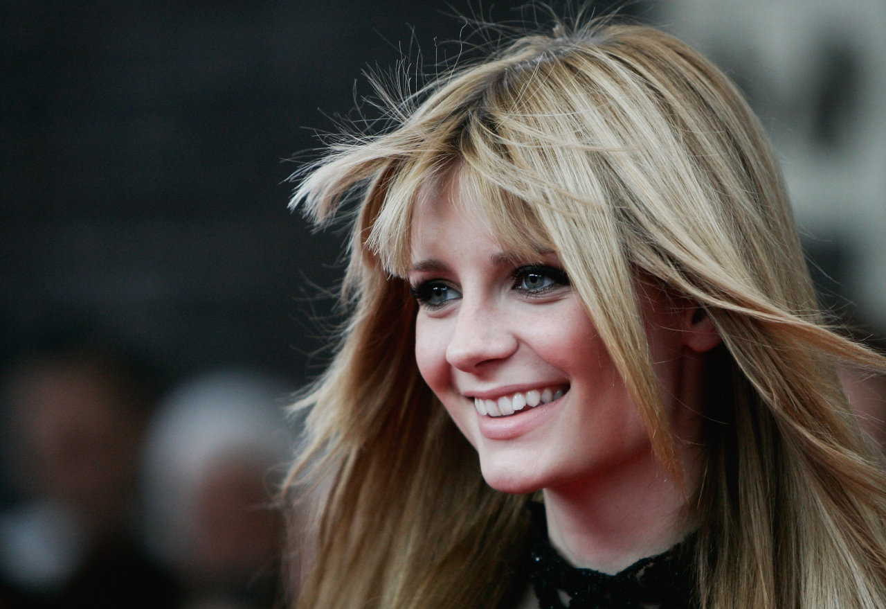 Mischa Barton leaked wallpapers