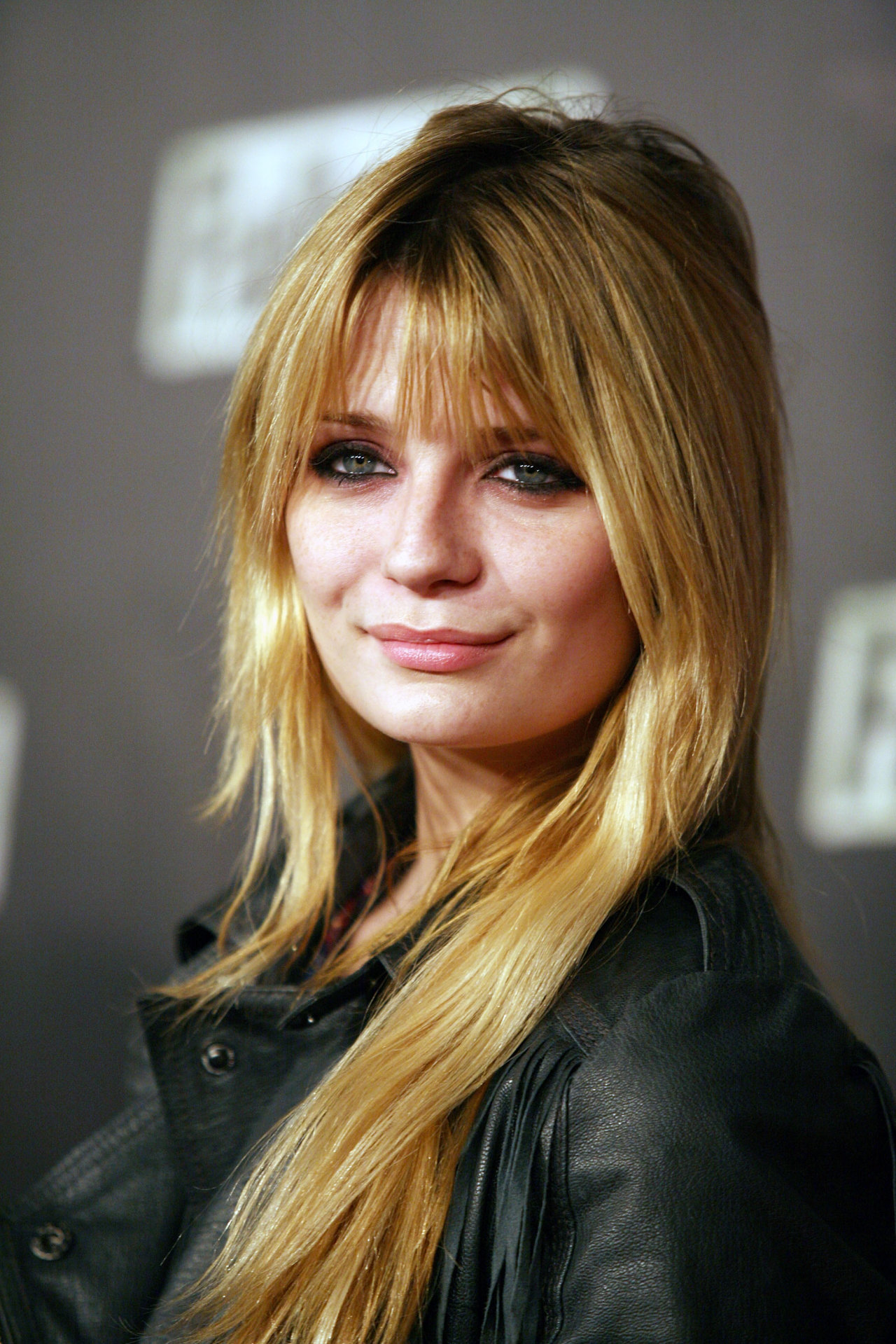 Mischa Barton leaked wallpapers