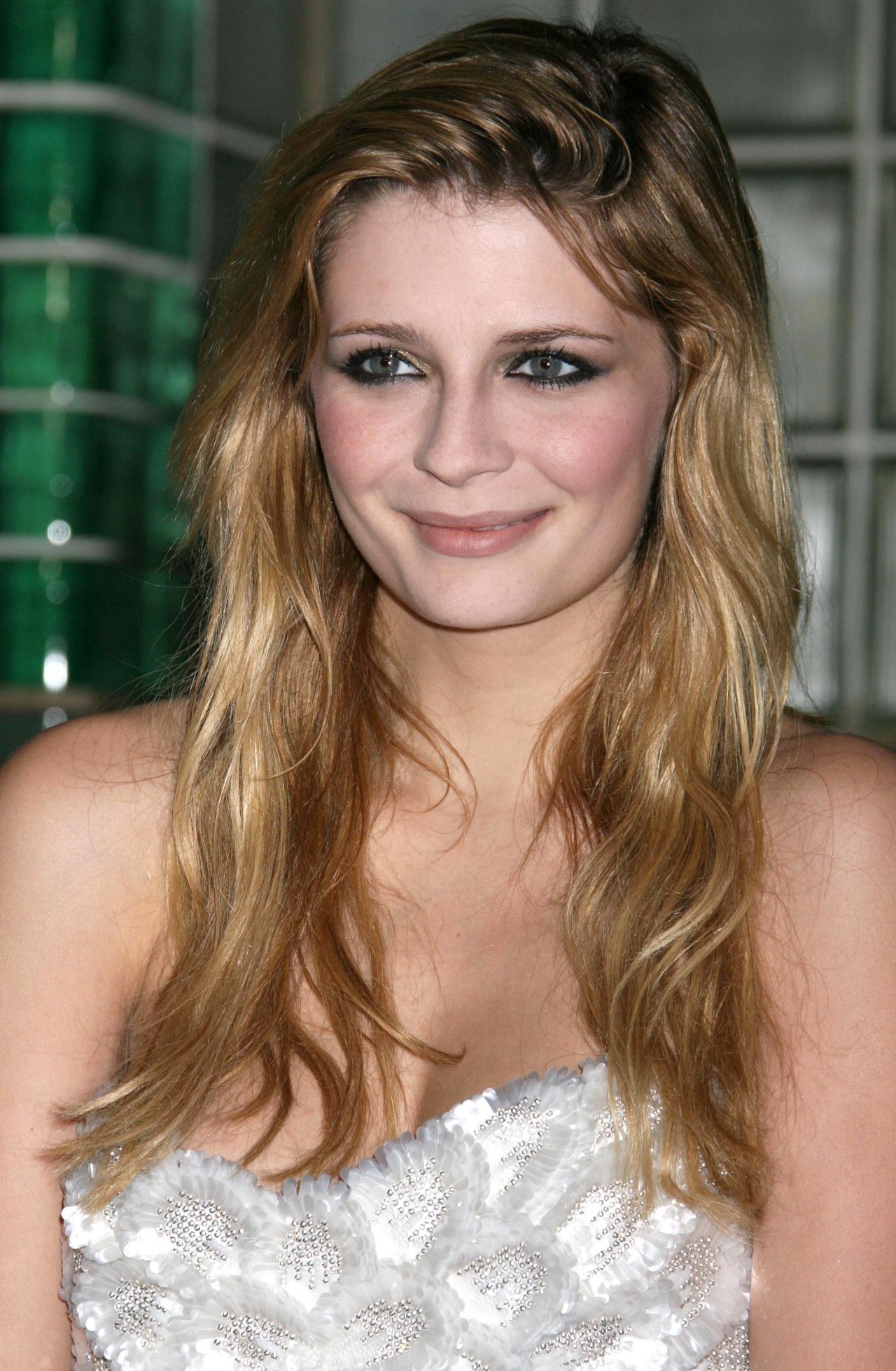 Mischa Barton leaked wallpapers