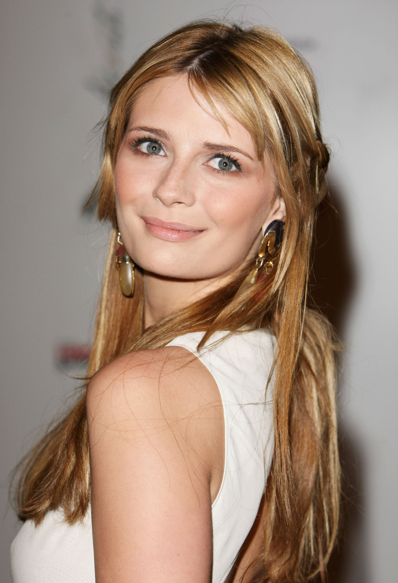 Mischa Barton leaked wallpapers