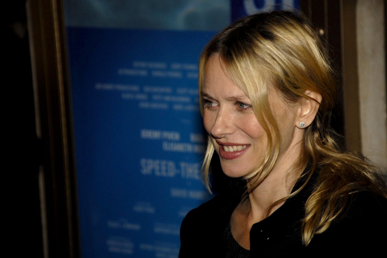 Naomi Watts leaked wallpapers