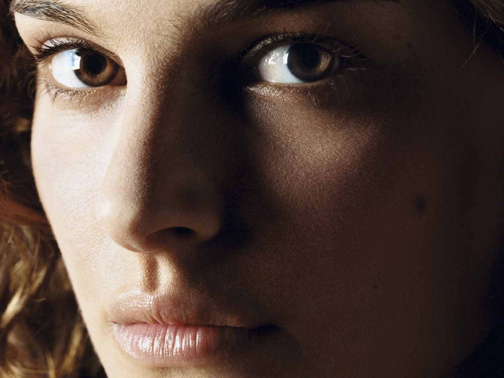 Natalie Portman leaked wallpapers