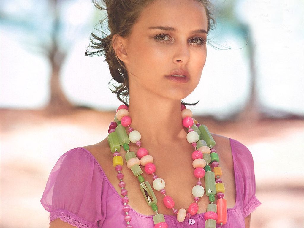 Natalie Portman leaked wallpapers