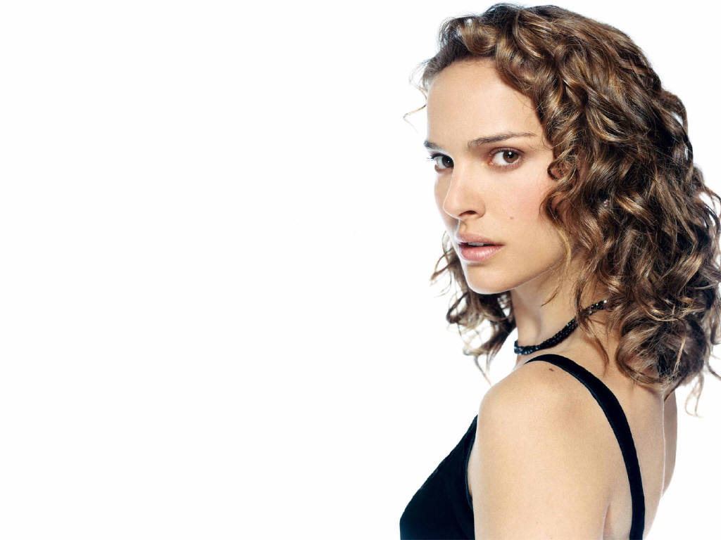 Natalie Portman leaked wallpapers