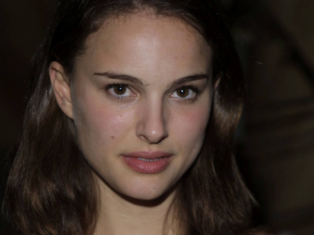 Natalie Portman leaked wallpapers